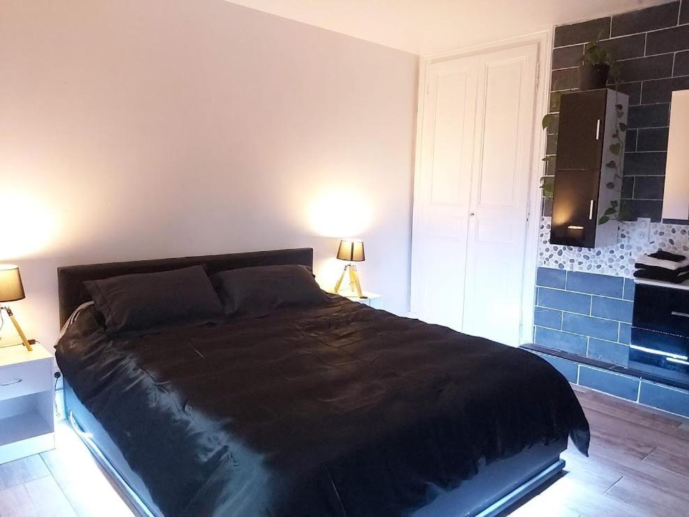 Au Pays D'Angeline Hotel La Pacaudière Szoba fotó